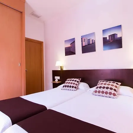 Hotel Living