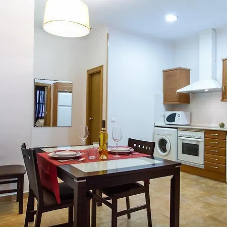 Living 3* Valence